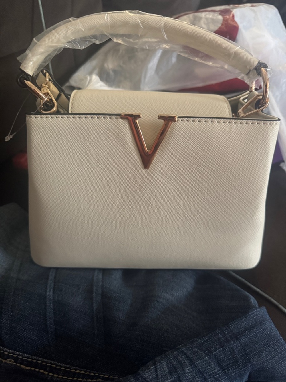 Elegant Cream Top-Handle Women's Bag with Gold V Accent